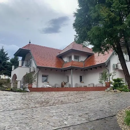 Pahok Apartmanhaz