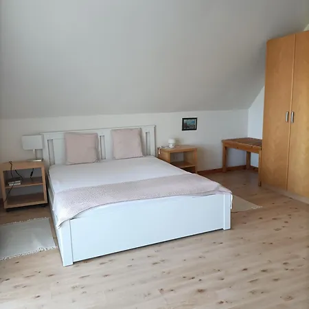 Lejlighedshotel Pahok Apartmanhaz